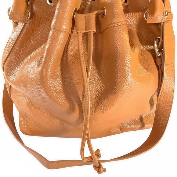 🎉HP🎉 ORA DELPHINE Tan Leather Hobo Bag👜 - Picture 5 of 8